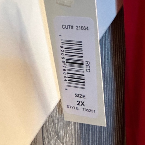 030.NWT. Tash & Sophie Red Dress Long Sleeve Plus Size 2X - Picture 7 of 9